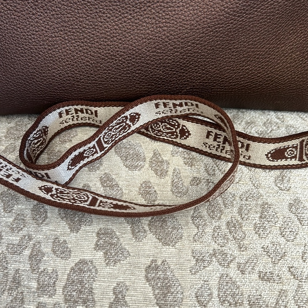 Fendi Selleria Bronze pebbled leather crossbody and matching wallet set - Picture 5 of 17
